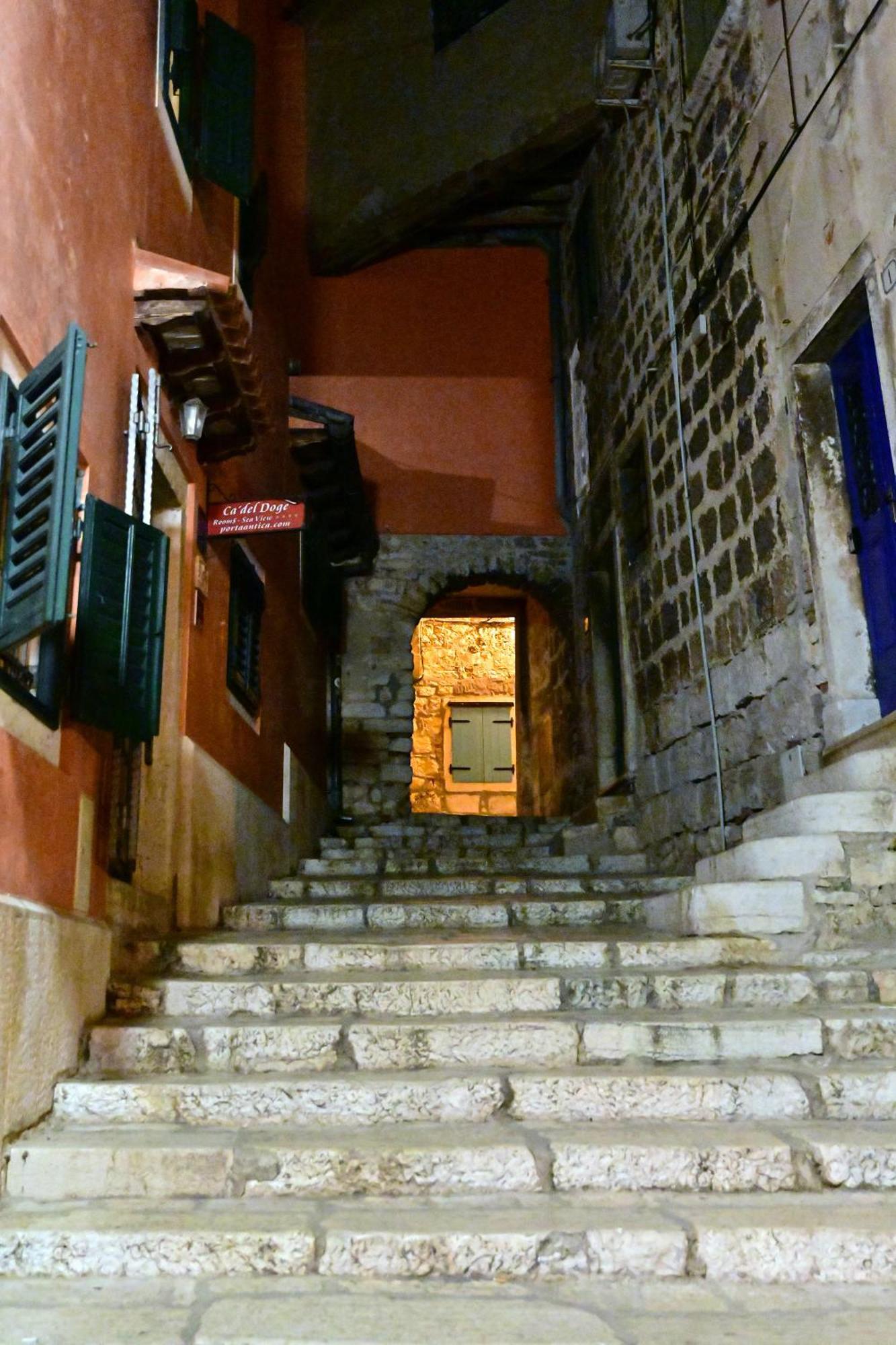 Bohemian Rhapsody Apartment Rovinj Bagian luar foto